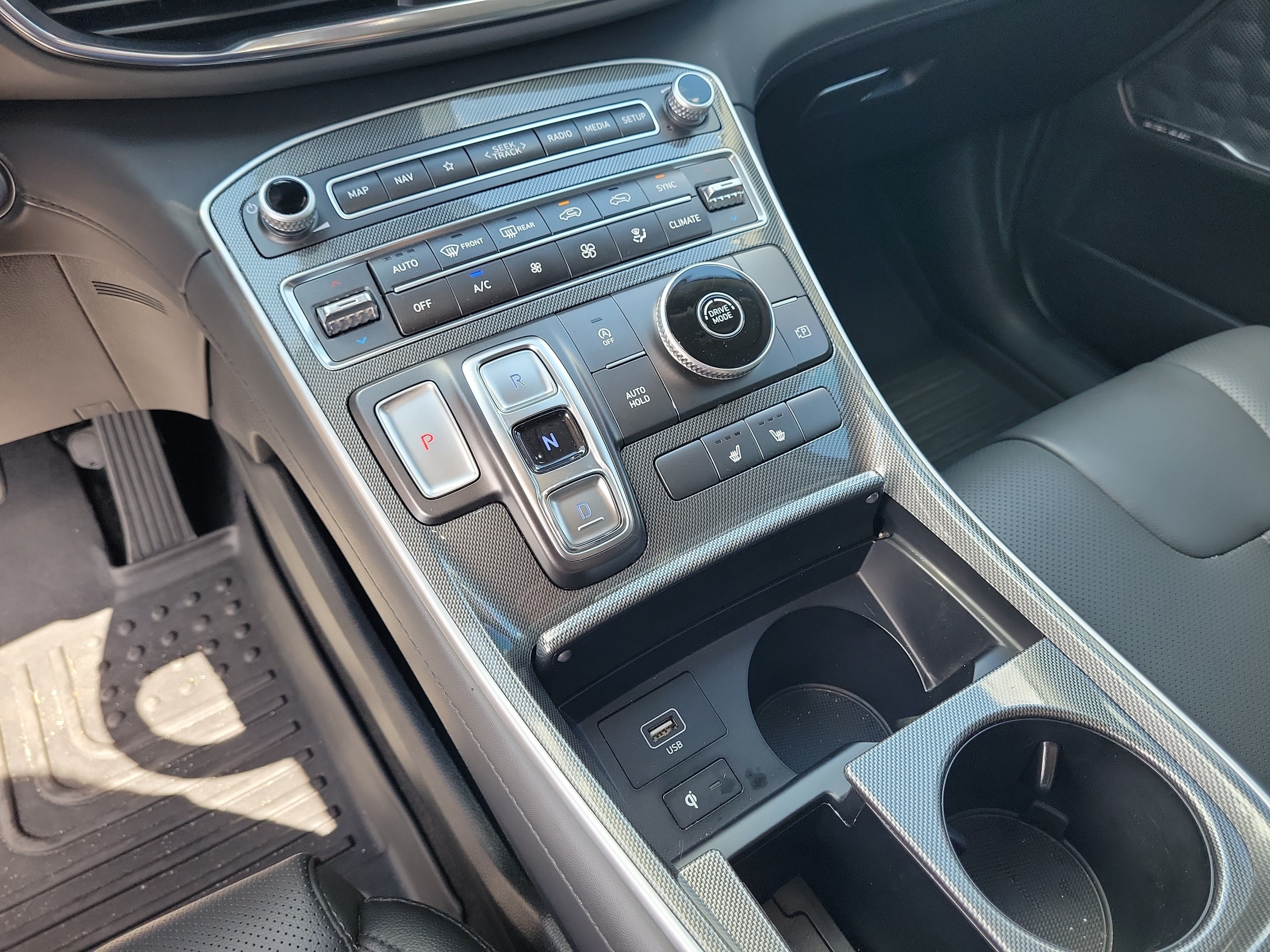 Used 2023 Hyundai Santa Fe SEL w/ Premium Package FWD image 25