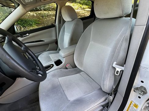 Used 2014 Chevrolet Impala Limited LS FWD image 24
