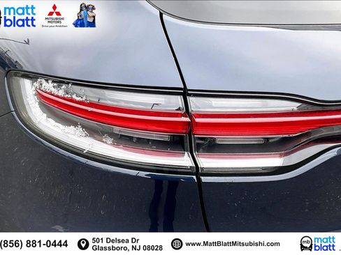 Used 2020 Porsche Macan w/ Premium Package Plus image 31