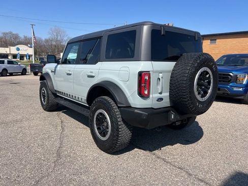 Certified 2022 Ford Bronco Outer Banks w/ Sasquatch Package AWD/4WD image 6