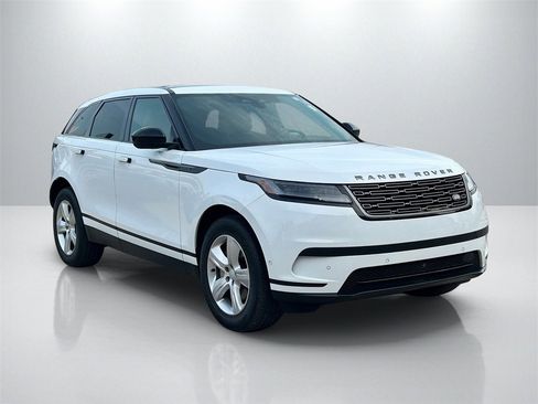 Used 2025 Land Rover Range Rover Velar S image 3