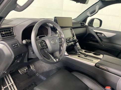 Used 2026 Lexus LX 700h F Sport AWD/4WD image 11