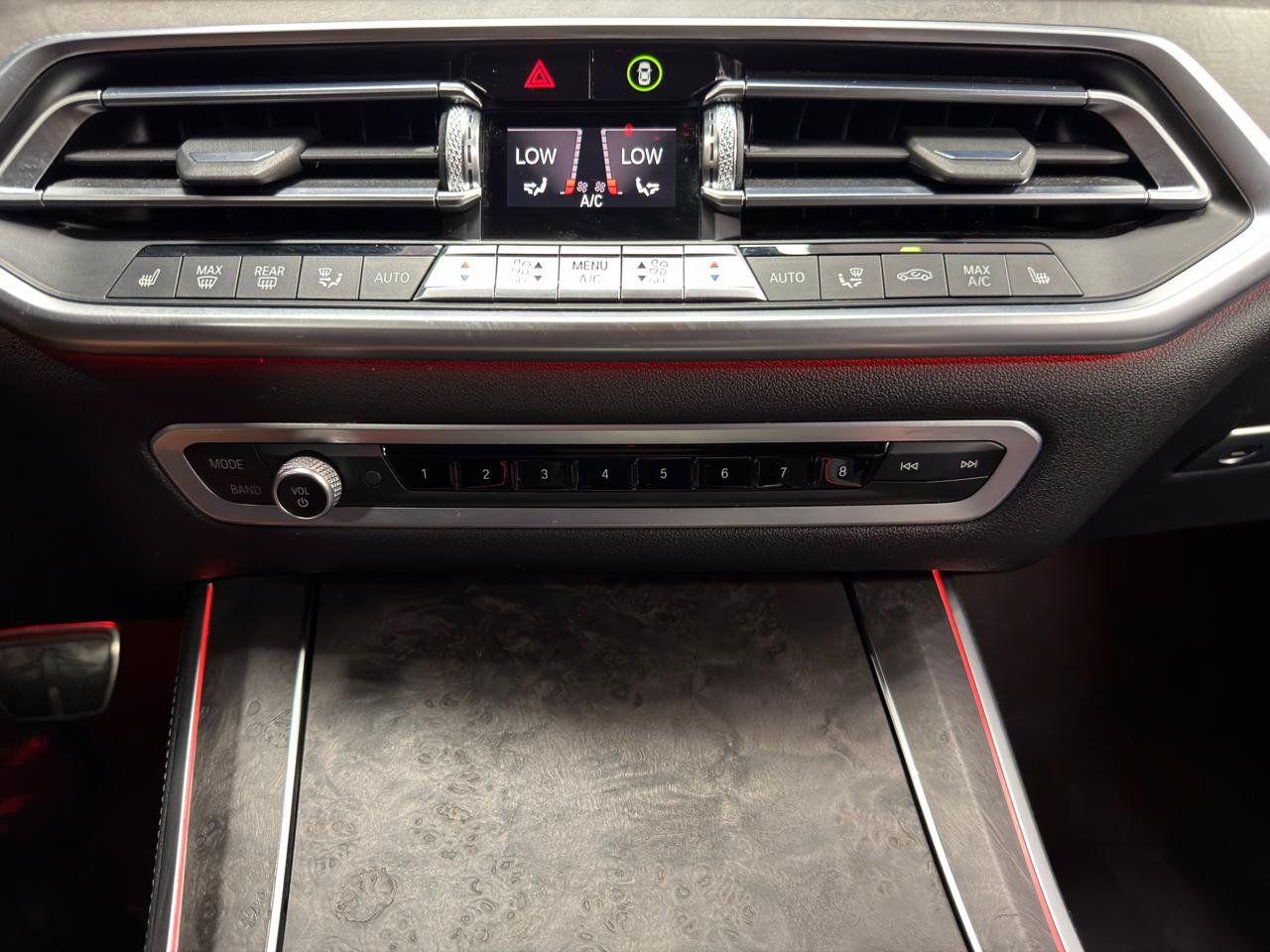 Used 2020 BMW X5 M50i AWD/4WD image 22