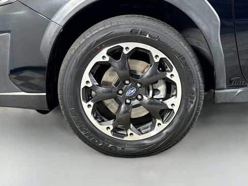 Used 2021 Subaru Crosstrek 2.0i Premium w/ Moonroof Package AWD/4WD image 38