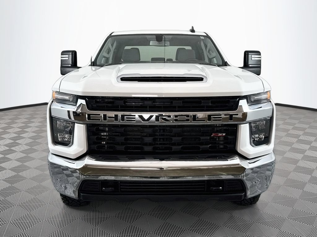 Used 2023 Chevrolet Silverado 2500 LT AWD/4WD image 2
