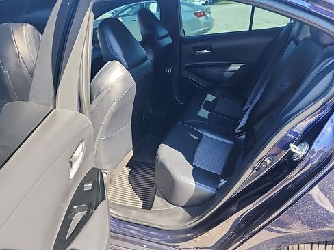 Used 2020 Toyota Corolla XSE image 19