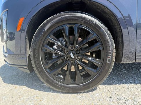 Used 2024 Cadillac XT6 Premium Luxury w/ LPO, Floor Liner Package AWD/4WD image 14