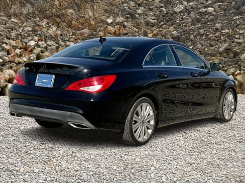 Used 2018 Mercedes-Benz CLA 250 image 2