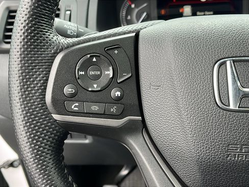 Used 2023 Honda Passport EX-L image 11