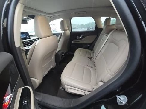 Used 2023 Lincoln Corsair AWD w/ Equipment Group 101A image 31