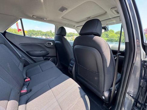 Used 2026 Hyundai Venue SEL FWD image 22