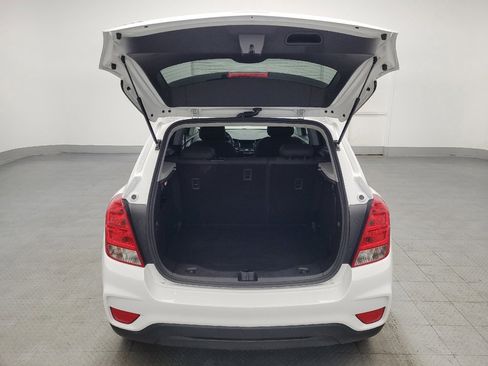 Used 2022 Chevrolet Trax LS w/ Tint and Cruise Package FWD image 29