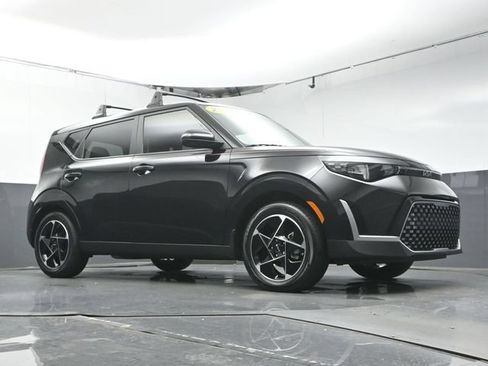 Used 2025 Kia Soul EX FWD image 39
