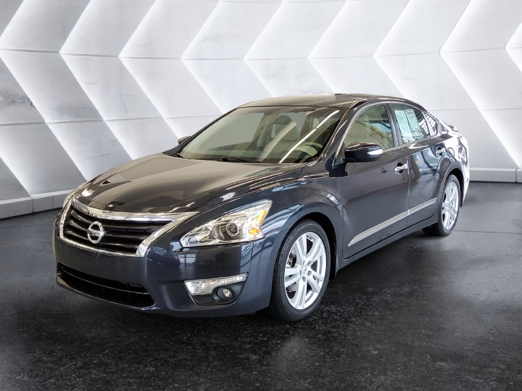 Used 2015 Nissan Altima 3.5 SL FWD image 3