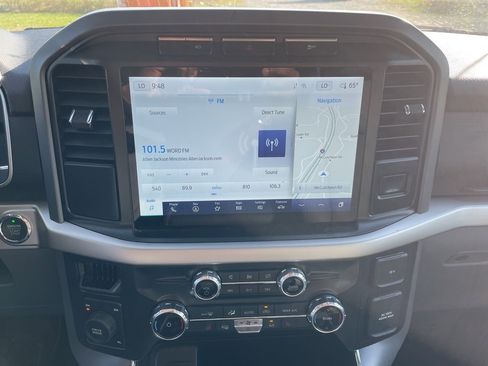 Certified 2022 Ford F150 XLT w/ Equipment Group 302A High image 17