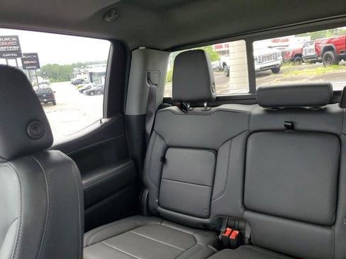 Used 2021 Chevrolet Silverado 1500 RST w/ Convenience Package II AWD/4WD image 8