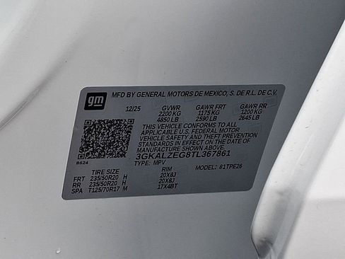 New 2026 GMC Terrain Denali w/ LPO, Floor Liner Package image 18