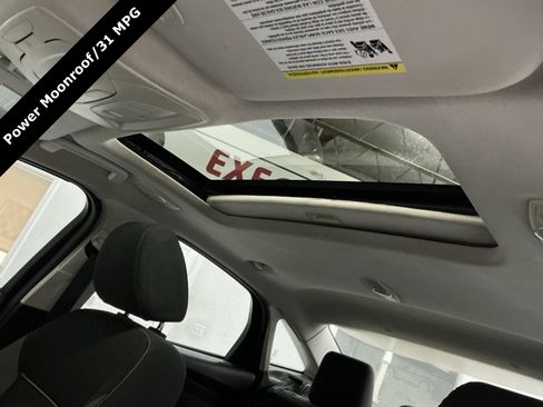 Used 2014 Ford Focus SE image 28