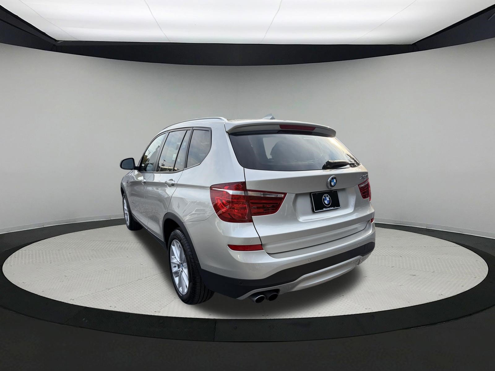 Used 2016 BMW X3 xDrive28i AWD/4WD image 5