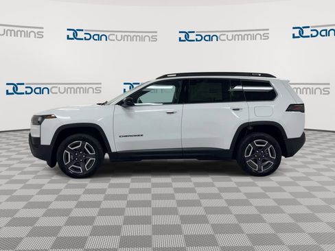New 2026 Jeep Cherokee Laredo AWD/4WD image 5