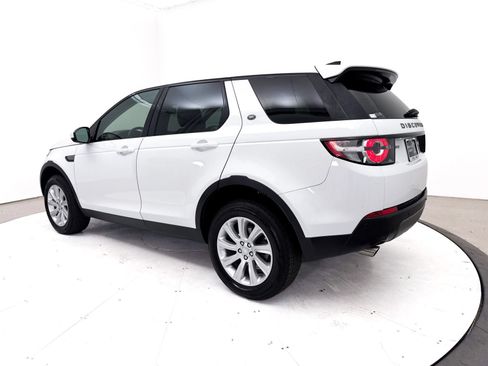 Used 2019 Land Rover Discovery Sport SE AWD/4WD image 12