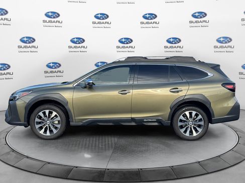 Used 2024 Subaru Outback Touring XT AWD/4WD image 4