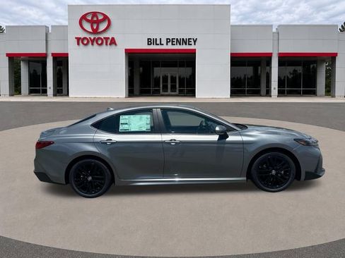 New 2026 Toyota Camry SE FWD image 6
