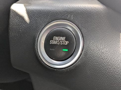 Used 2020 GMC Terrain SLE w/ Driver Convenience Package FWD image 33