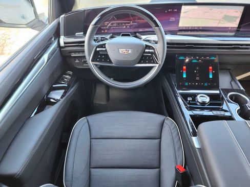 New 2026 Cadillac Escalade ESV Sport w/ Touring Package image 11