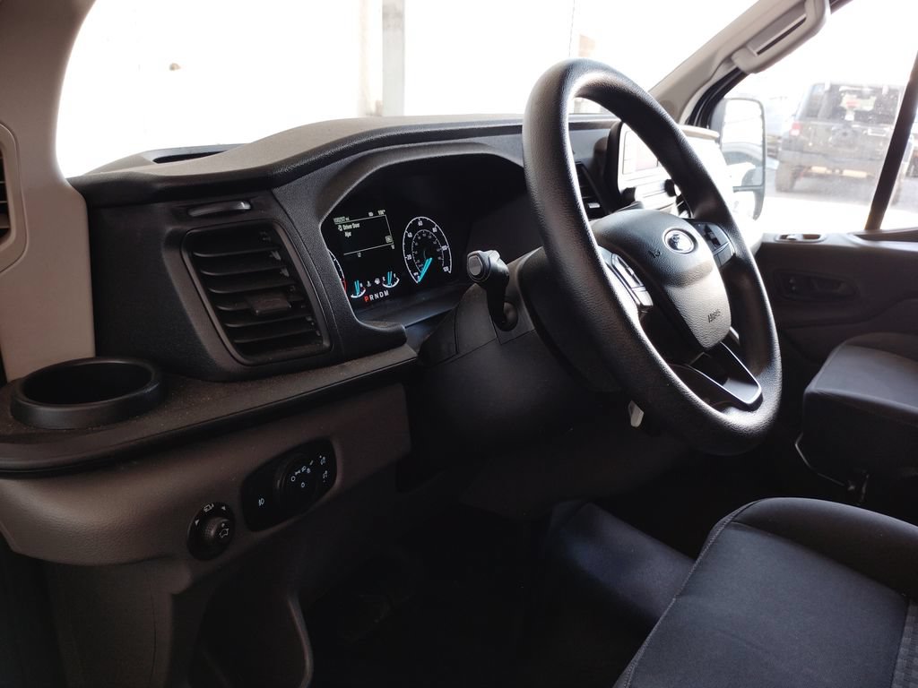 Used 2020 Ford Transit 150 XL RWD image 21