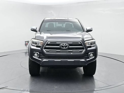 Used 2016 Toyota Tacoma Limited RWD image 20