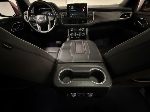 Used 2023 GMC Yukon SLT w/ SLT Luxury Package AWD/4WD image 73