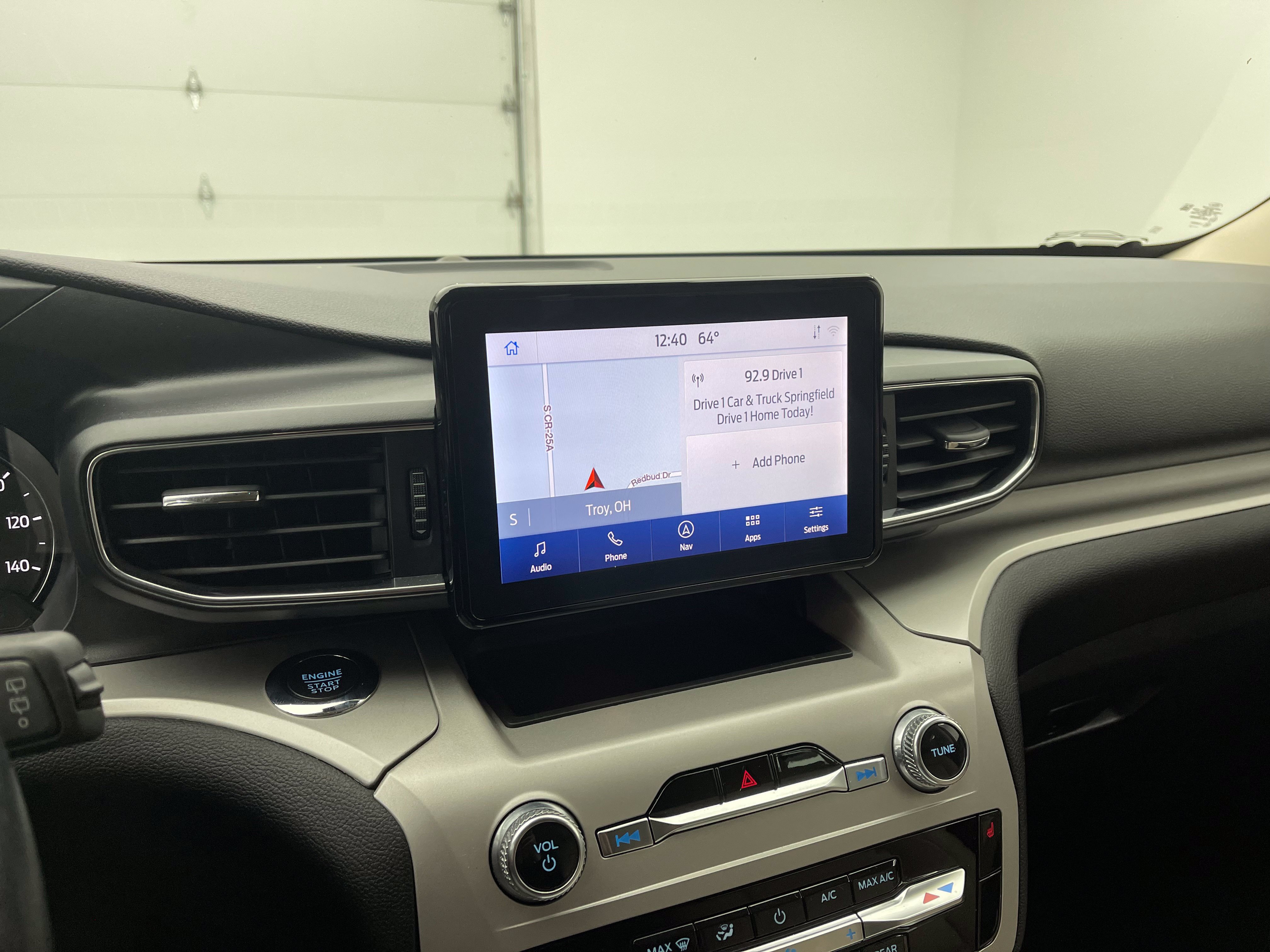 Used 2023 Ford Explorer XLT w/ Equipment Group 202A AWD/4WD image 25