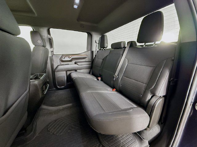 Used 2022 Chevrolet Silverado 1500 RST AWD/4WD image 23