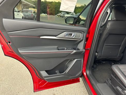 New 2026 Ford Explorer ST-Line w/ ST-Line Street Pack AWD/4WD image 23
