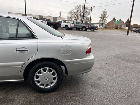 Used 2001 Buick Century Custom w/ Premium Pkg image 6