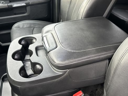 Used 2018 RAM 1500 Laramie image 17