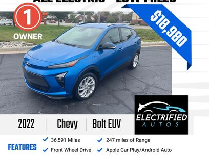 Used 2022 Chevrolet Bolt EUV LT w/ Comfort Package