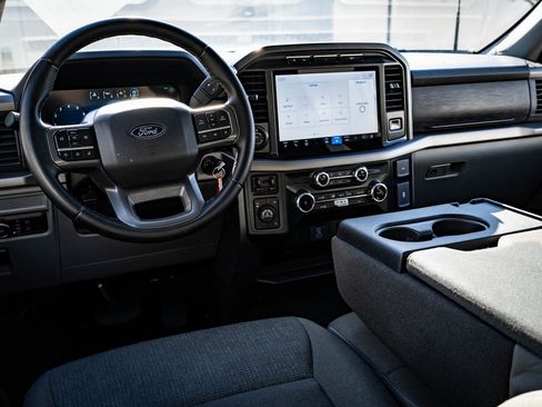 Used 2024 Ford F150 XLT w/ Tow/Haul Package image 4