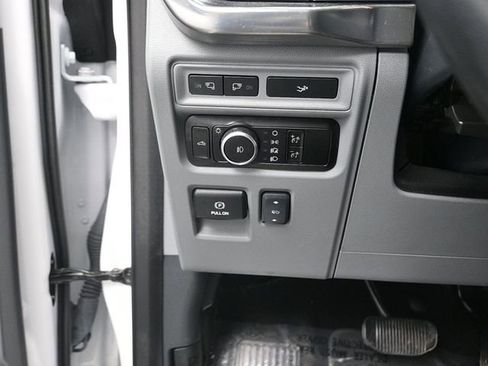 Used 2023 Ford F150 Lariat image 21