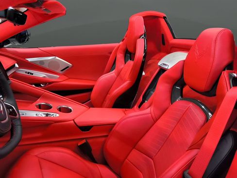 Used 2026 Chevrolet Corvette Stingray Premium Conv w/ Z51 Performance Package image 19