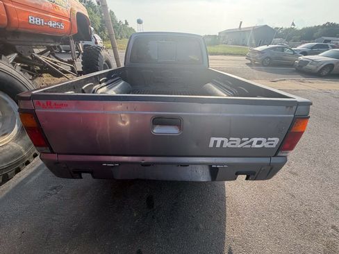 Used 1991 MAZDA B-Series Pickup 2WD Regular Cab B2200 image 5