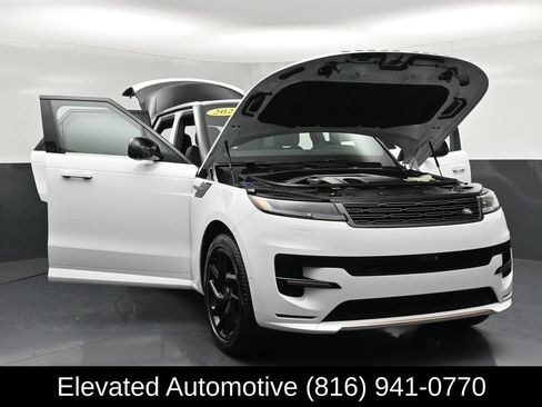 Used 2024 Land Rover Range Rover Sport Dynamic SE AWD/4WD image 39