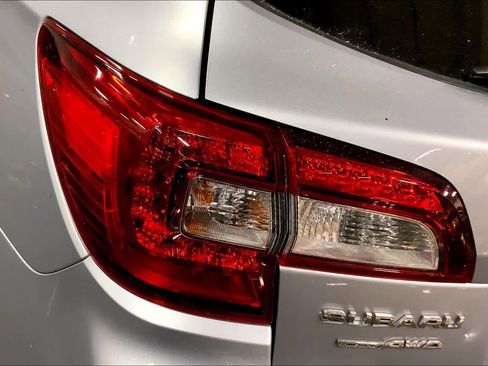 Used 2019 Subaru Outback 2.5i Limited image 29