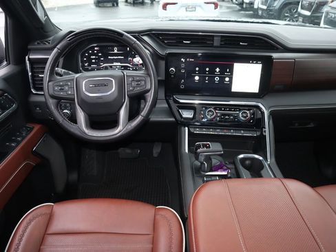 Certified 2025 GMC Sierra 1500 Denali Ultimate image 18