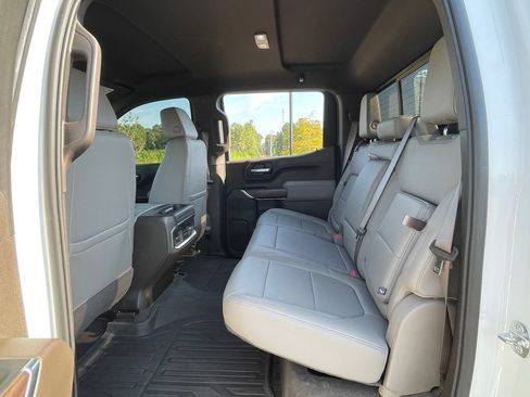 Used 2022 GMC Sierra 1500 SLT AWD/4WD image 41
