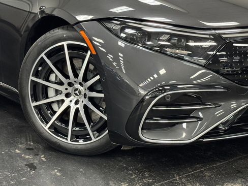 Certified 2023 Mercedes-Benz EQS 580 4MATIC Sedan image 4