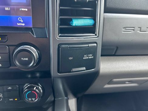 Used 2021 Ford F250 XLT w/ XLT Value Package AWD/4WD image 29