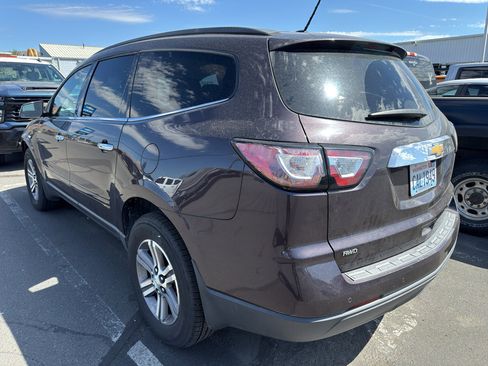 Used 2015 Chevrolet Traverse LT AWD/4WD image 3