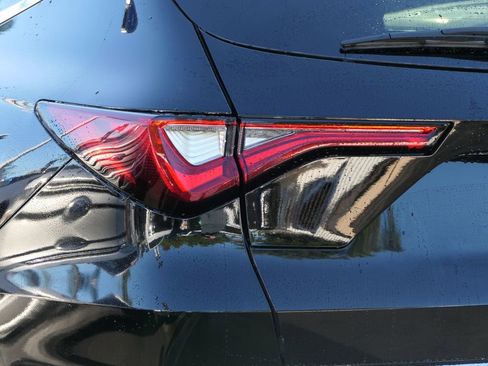 Used 2022 Acura MDX FWD w/ Technology Package image 5